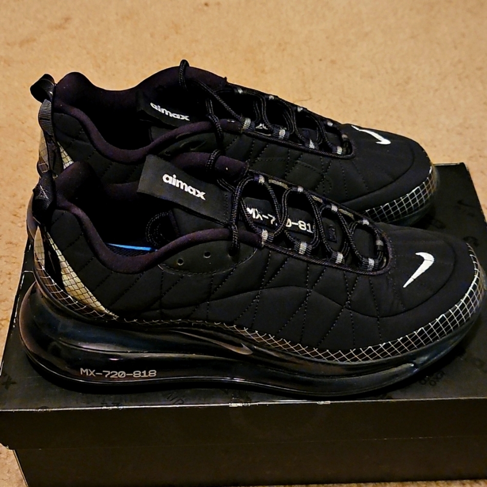 Nike Airmax 720-818